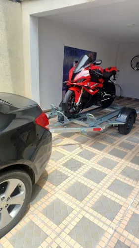 Plataforma para carregar ate 3 motos da Dacla