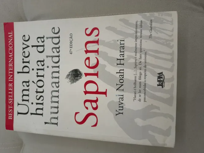 Livro usado Sapiens uma breve história da humanidade