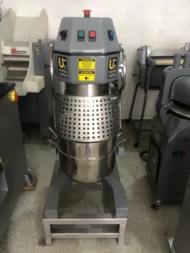 Maquinário de padaria batedeira perfecta Curitiba 40L