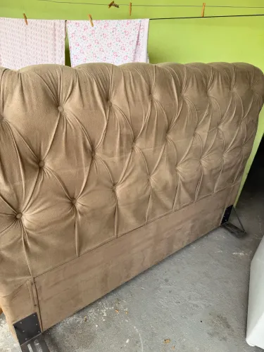 Cabeceira de cama de casal comum 