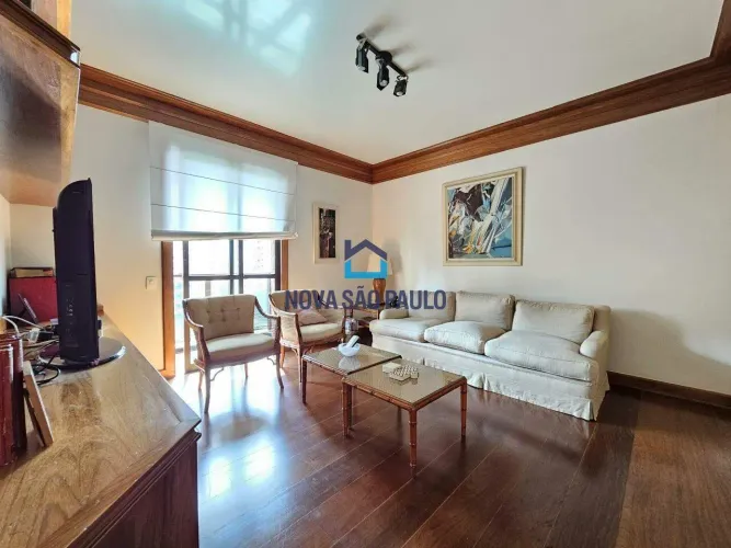 Apartamento com 340m² 4 Quartos e 4 Vagas à Venda em Moema - Pássaros.