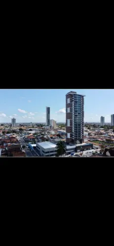 apto no condomínio Dolce Santa Mônica. Apto 3 quartos suítes, cozinha, sala, garagem