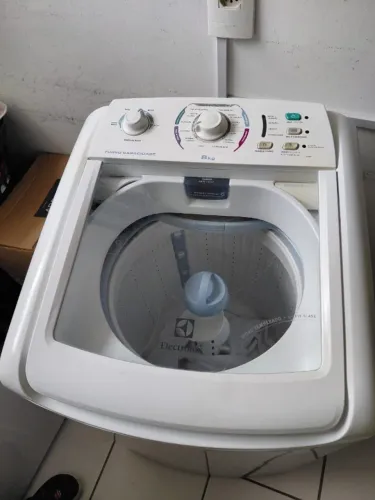 Máquina de lavar roupa ELETROLUX 8kg