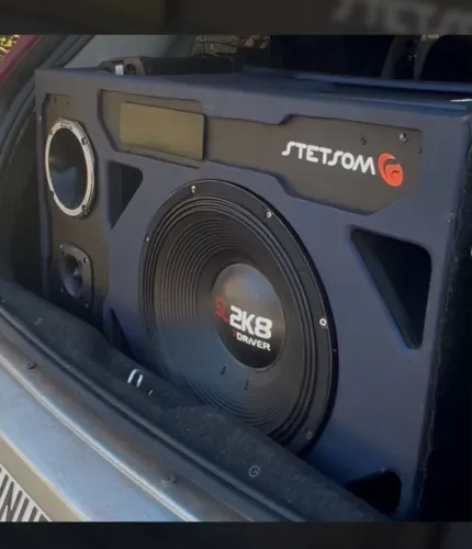Som automotivo