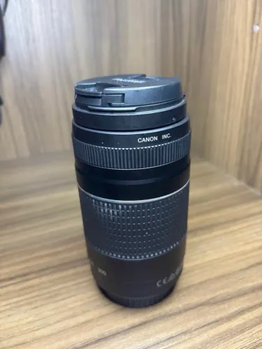 Lente Canon EF 75-300mm f/4-5.6 III - Excelente Estado / Teleobjetiva.
