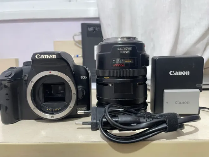 Canon EOS 1000D com erro 01 Vendo com a lente 