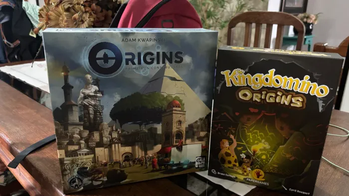 Combo de jogos de tabuleiro Kingdomino + Origins