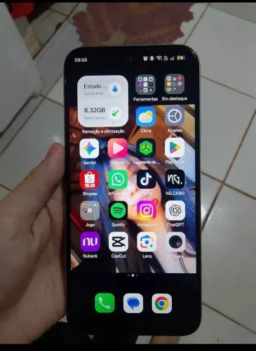 Smartphone Oppo A6 3 meses de uso