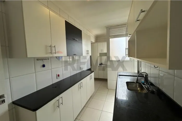 Locação - Apartamento de 3 quartos, 2 banheiros, 1 vaga I Área de lazer com piscina