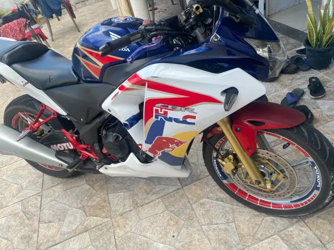 Honda CBR 250r 2012