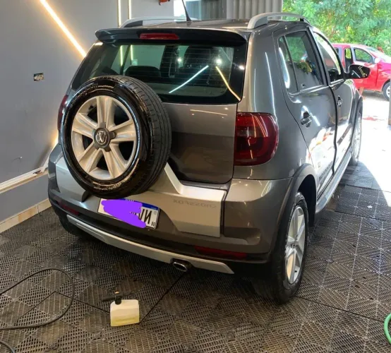 Volkswagen Crossfox 1.6 MI Total Flex 8V 5P 2011