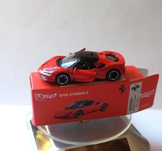 Miniatura Ferrari SF90 Stradale - burago 1:64