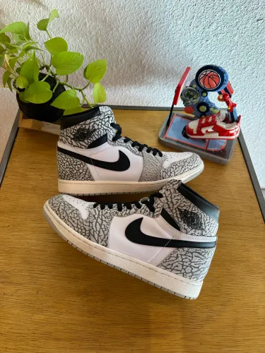 Air Jordan 1 High ?White Cement?