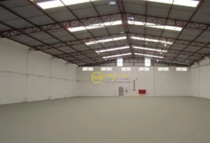 Galpão Comercial para alugar, 1.000 m² por R$ 17.731/mês - Iporanga - Sorocaba/SP