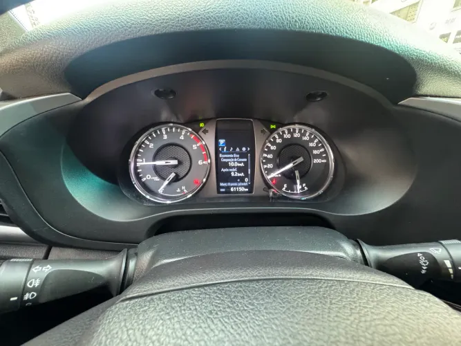 Toyota Hilux CD SR 4X4 2.8 TDI Diesel Aut. 2021