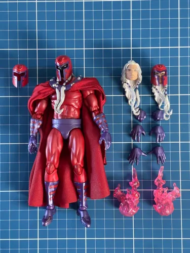 Magneto - Mafex Original 