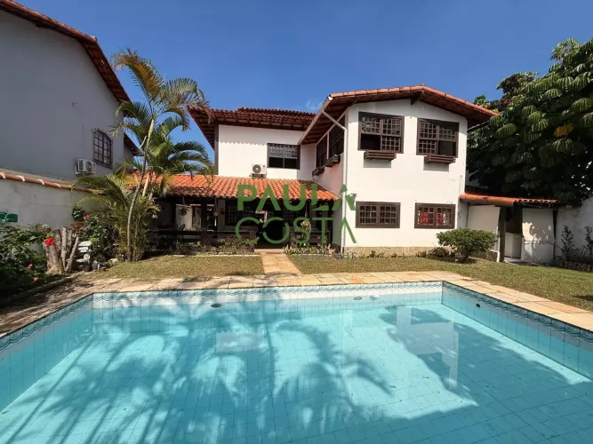Barra da Tijuca | Casa de Condomínio 4 quartos, sendo 2 suites