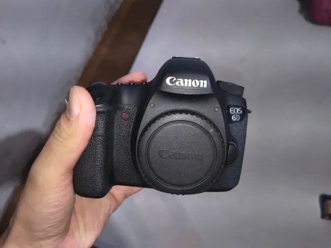 Canon 6D 