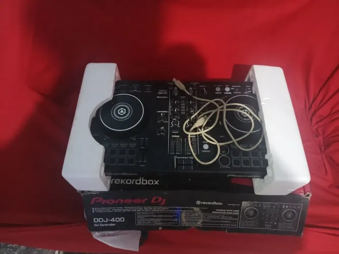 DDJ-400