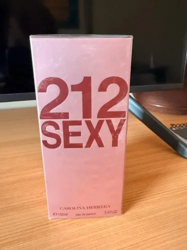 Perfume 212 Sexy Feminino Carolina Herrera 100ml Original - Na Caixa