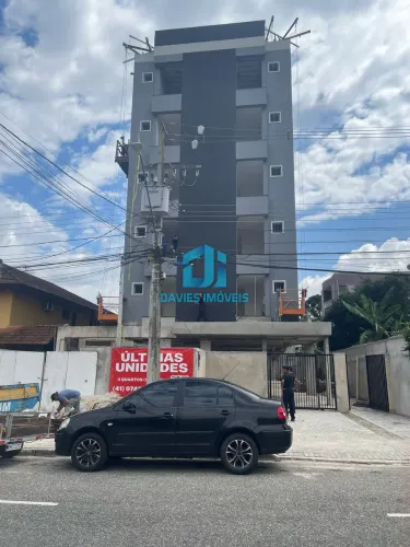 Apartamento no Centro / 77m² / 3 Quartos sendo 1 suíte / Sacada comchurrasqueira / 1 vaga 