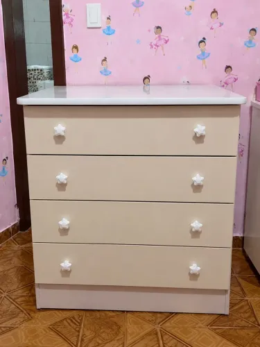 ? DOAÇÃO DE CÔMODA - QUEM PRECISAR, PODE APROVEITAR! ?