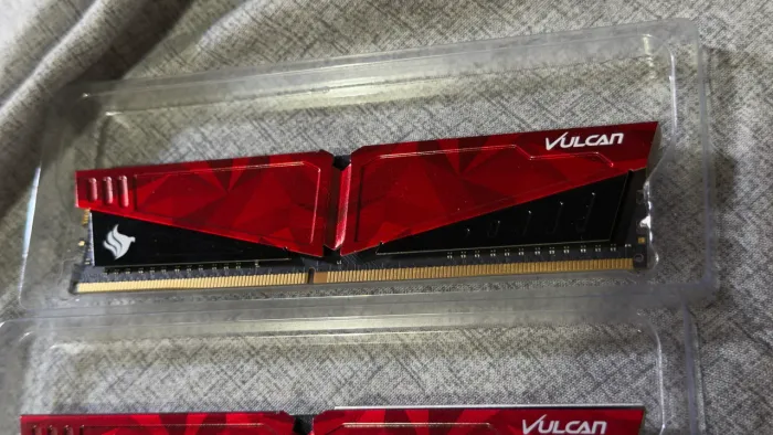 MEMÓRIA RAM T-FORCE 16GB (2x8GB)