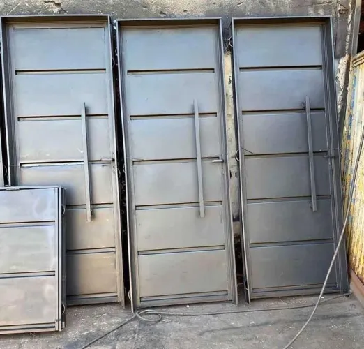 Porta bandeja - R$450,00