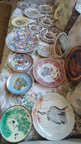 Pratos de porcelana - ver valores - leia o anúncio 