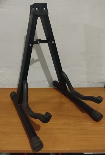 Suporte para guitarra e violão