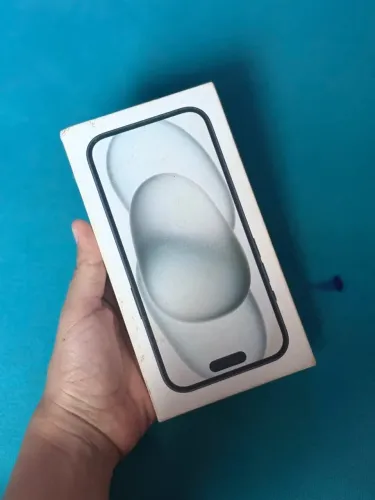 iPhone 15