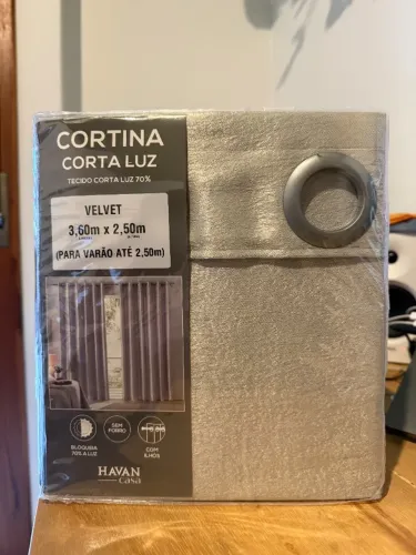 Cortina Corta Luz Velvet Bella Janela 3,60 x 2,50m - Nova Lacrada