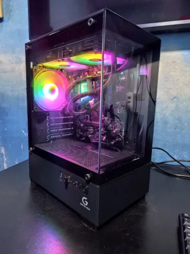 Vendo Pc gamer novo , menos de 2 meses de uso !