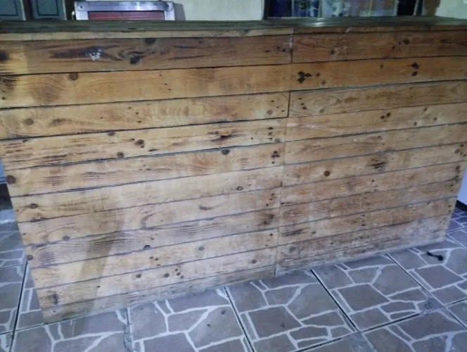 Vendo um balcão de bar urgente