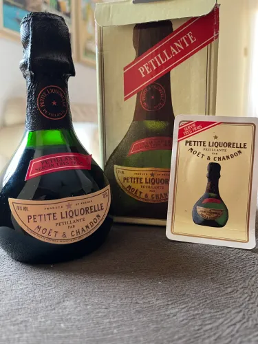 Petite Liquorelle Petillante Moët Y Chandon 200 Ml - Raro