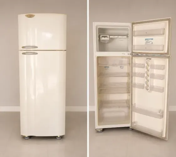Geladeira Electrolux DC47 468L - Freezer Funciona - Para Conserto