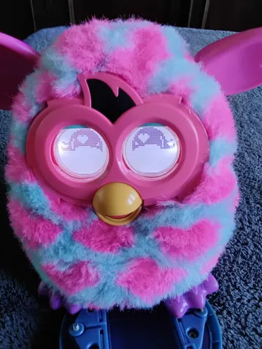 Furby hasbro corações cor-de-rosa 3* geração