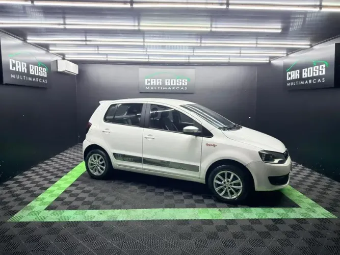 Volkswagen Fox Rock IN RIO 1.6 MI Total Flex 8V 5P 2014