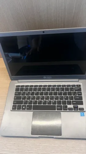 Notebook login em perfeito estado 