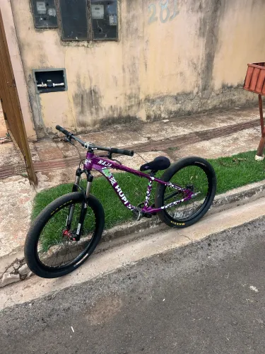 Quadro hupi naja 2025