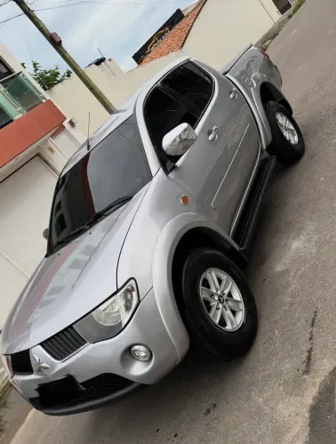 Mitsubishi L200 Triton HPE 3.2 CD TB Int.diesel MEC 2009