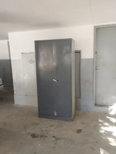 Armário de arquivo pra vim buscar aqui em porta larga