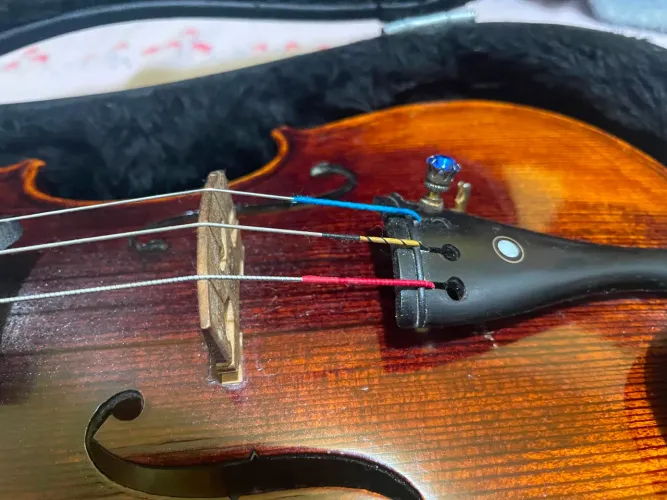 Violino vk644 seminovo