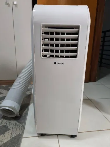 Ar-Condicionado Portátil Gree 12.000 BTUs - 127V - Ótimo Estado