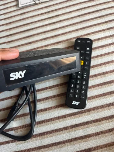 Receptor SKY modelo sh02-303 hdmi