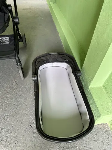 Carrinho de bebê safety 1
