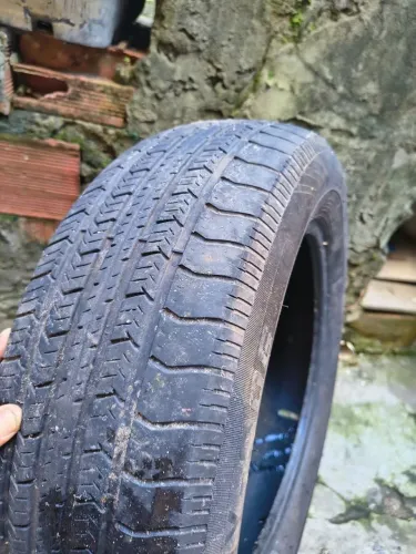 Pneu 185 / 65 R15