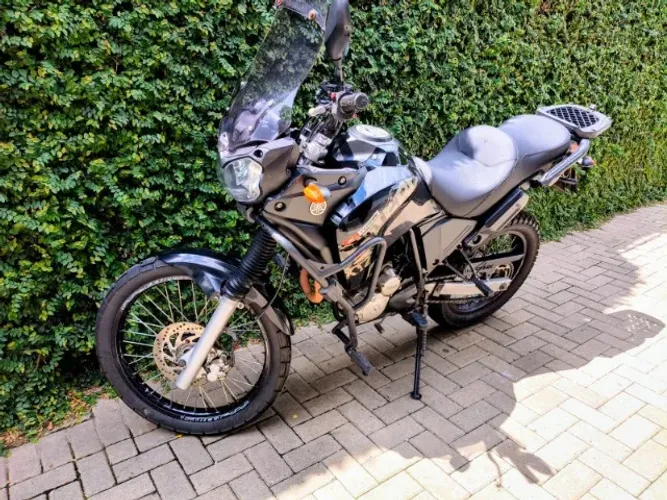 Tenere 250