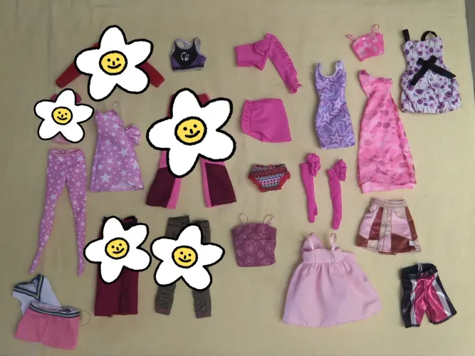 Lote Roupas Barbie