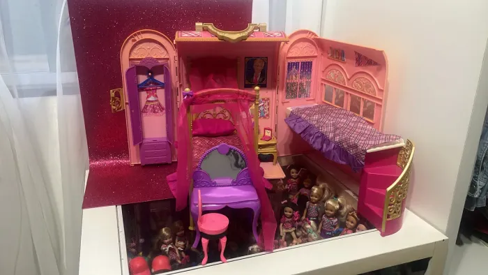 Maleta Barbie escola de princesas 